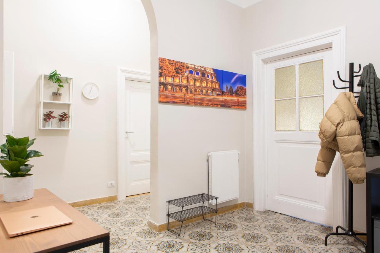 A Un Passo Dal Colosseo Rom Eksteriør billede